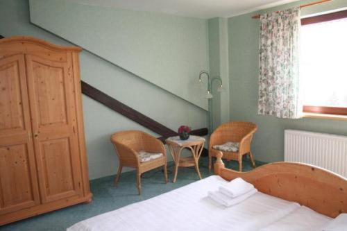 Hotel Koenig Albert Hoehe Rabenau Room photo